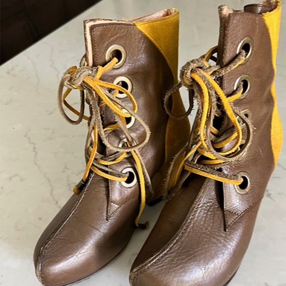 womens boots John Fluevog RARE vintage 'Map' 2-tone buff suede leather, size 6.5 - Picture 4 of 6